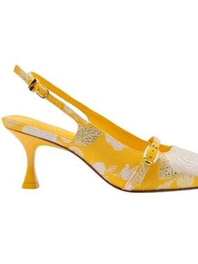Larroudé X Markarian Ines Pump In Yellow Floral Brocade Size 9